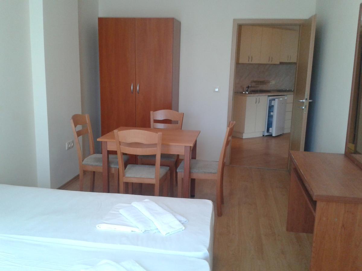 Hotel Seasons 3 Sunny Beach Dış mekan fotoğraf